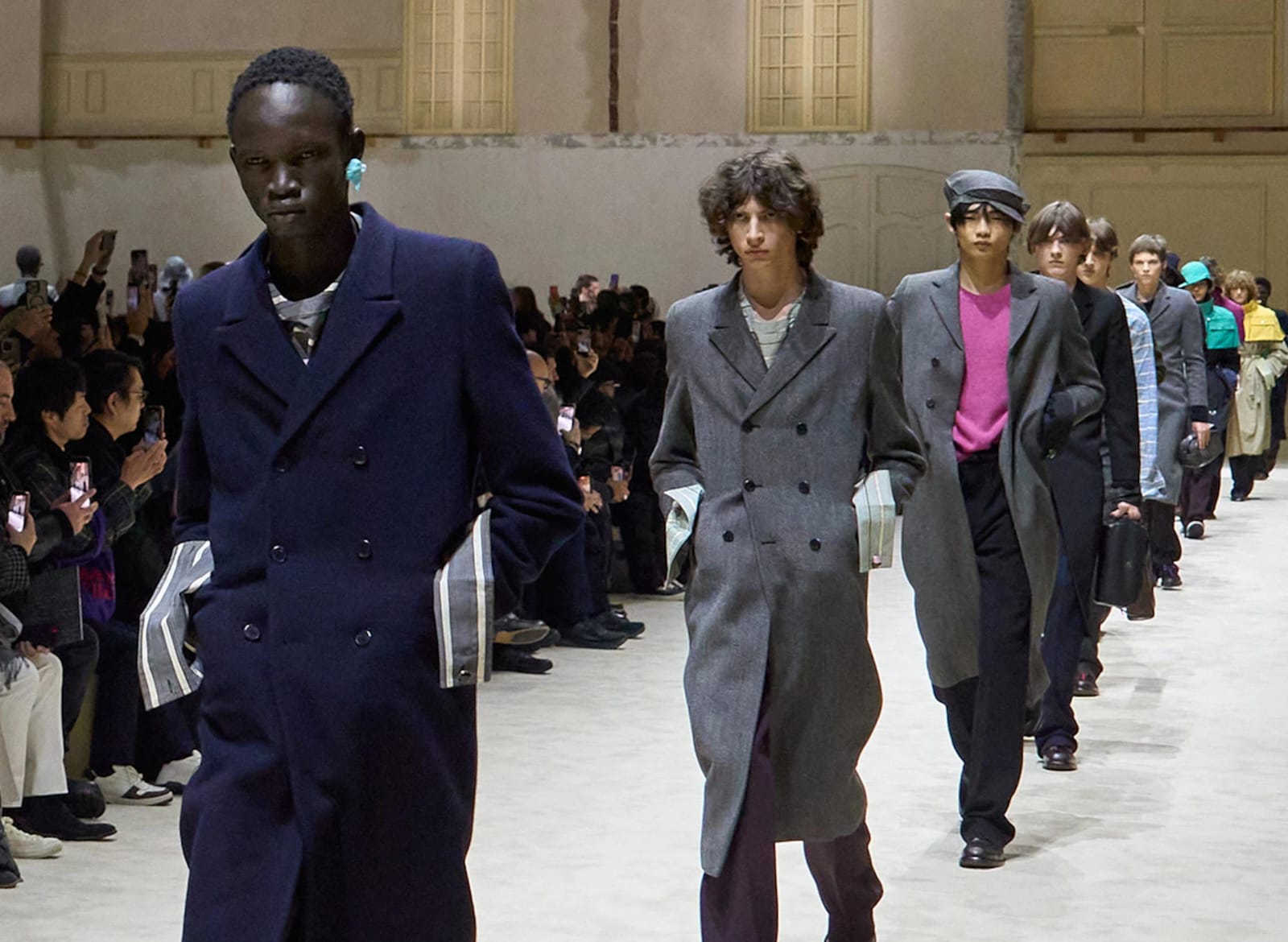 Nada Impecável: Prada, Uso e a Estética do Cansaço